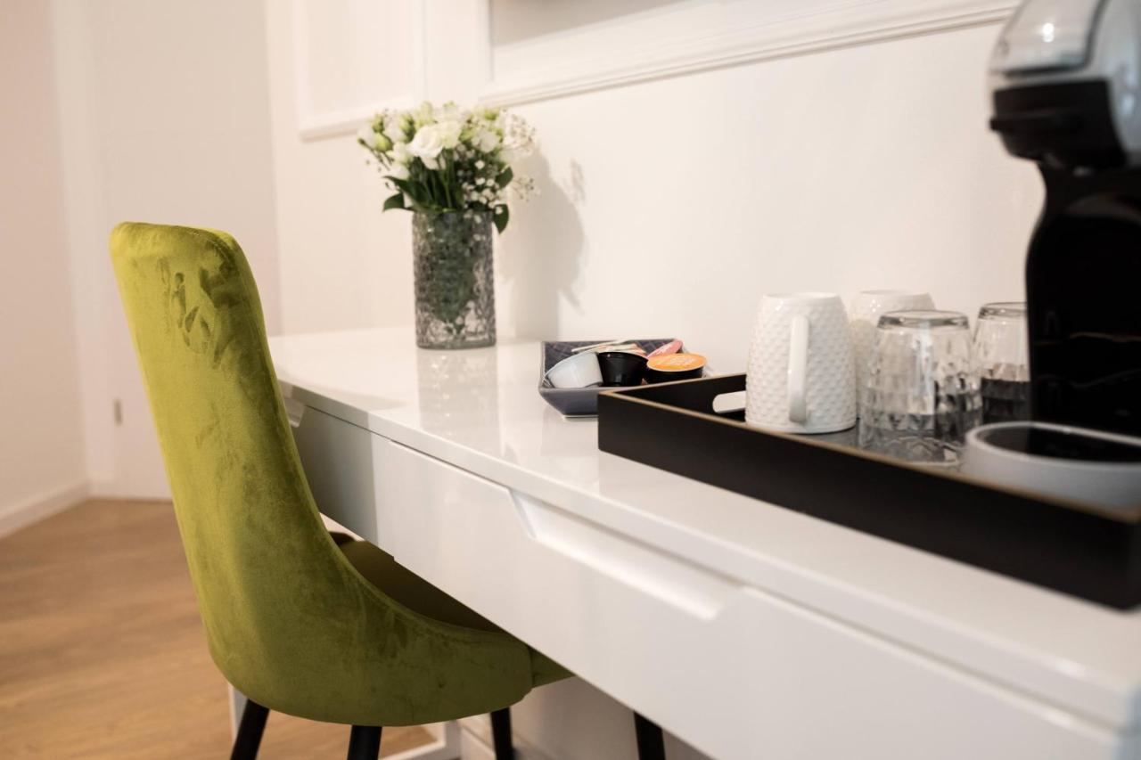זאדאר Luxury Rooms With Balcony מראה חיצוני תמונה